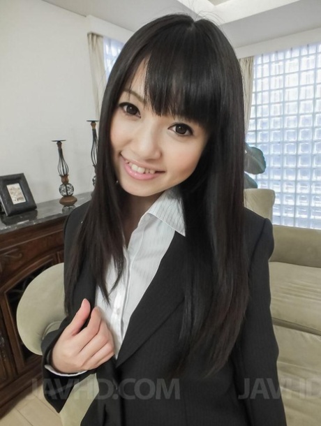 Kotomi Asakura exclusive model gallery