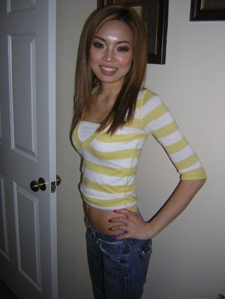 redhead asian girl beautiful nude pic