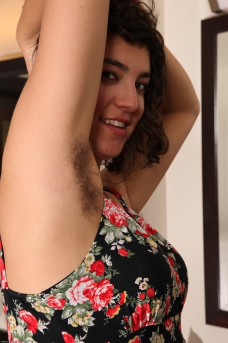 curly pubic hair hot sex images