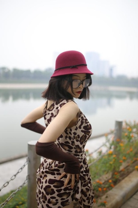 short hair chinese girl sex gallery